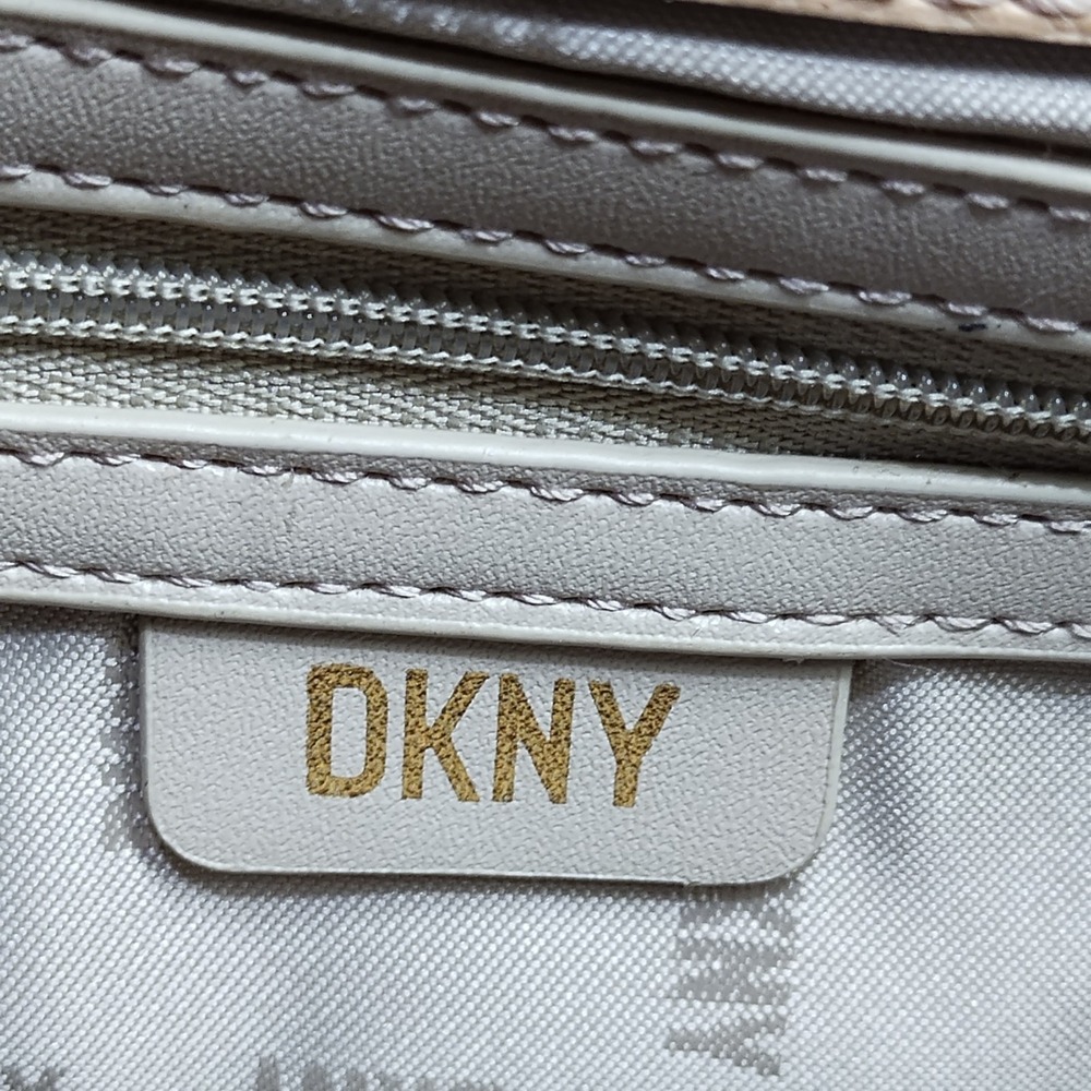 DKNY Cleo Shoulder Bag Womens O/S Multi Chain Link Strap Magnetic Flap Closure - Picture 10 of 13